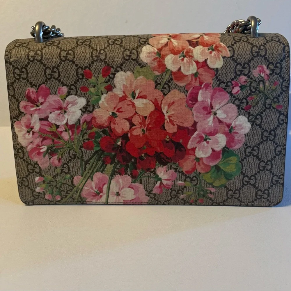Gucci Dionysus GG Supreme Blooms Canvas Shoulder Bag - Picture 2 of 11